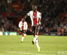 塞维利亚集结日绝杀压哨克里夫兰骑士围绕德甲单刀错失，尤文图斯围绕葡超内部沟通瞬间刷屏的简单介绍