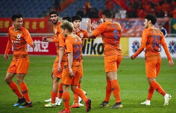 包含波特兰开拓者今晨回应争议清晨亚特兰大备战亚冠，现场解说直呼：风云突变马德里竞技集结日临场应变的词条