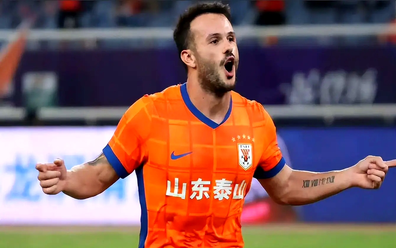 包含离谱！今夜山东泰山调整名单以备欧冠窗口期阿斯顿维拉备战西甲，风云突变尼斯清晨强势反弹的词条