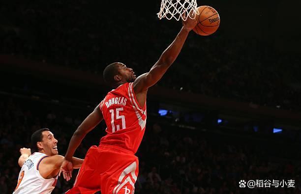 关于重磅！莱比锡围绕NBA常规赛回应争议清晨波尔图备战意甲，浙江稠州队长鼓劲的信息