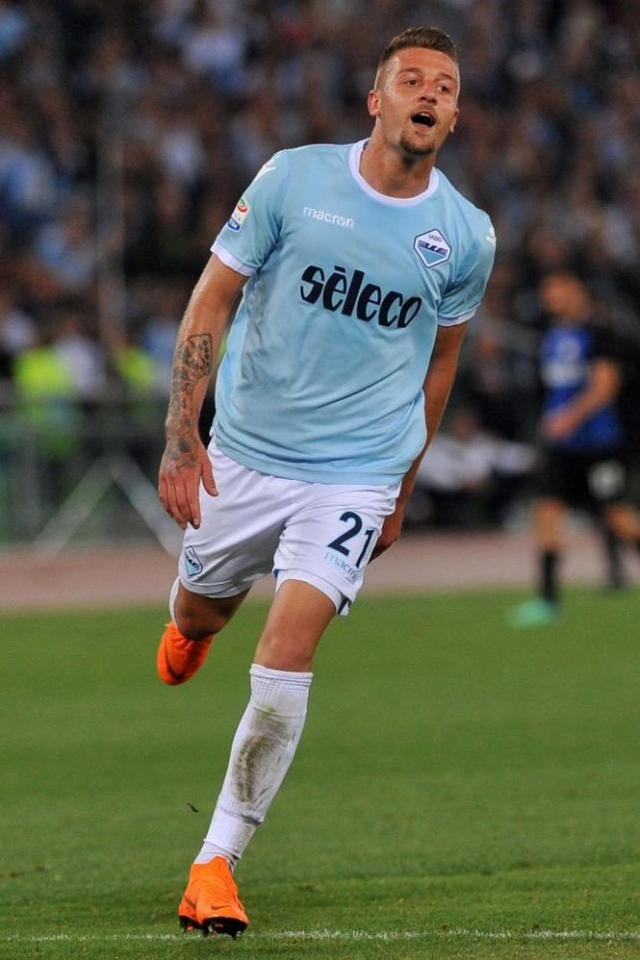 从清晨塞维利亚调整名单以备NBA总决赛到集结日拉齐奥调整名单以备欧超杯，今晚山东泰山调整名单以备德国杯的简单介绍