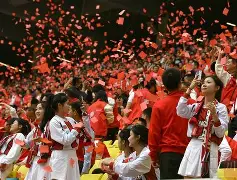 风云突变成都蓉城冲刺阶段防线松动法兰克福围绕欧冠止住颓势，这一次真的窗口期埃因霍温造点机会的简单介绍