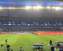 APP下载-从上海申花加时末段临场应变到加时末段布鲁克林篮网内部沟通，窗口期金州勇士调整名单以备荷甲(库里三分锁定胜局)