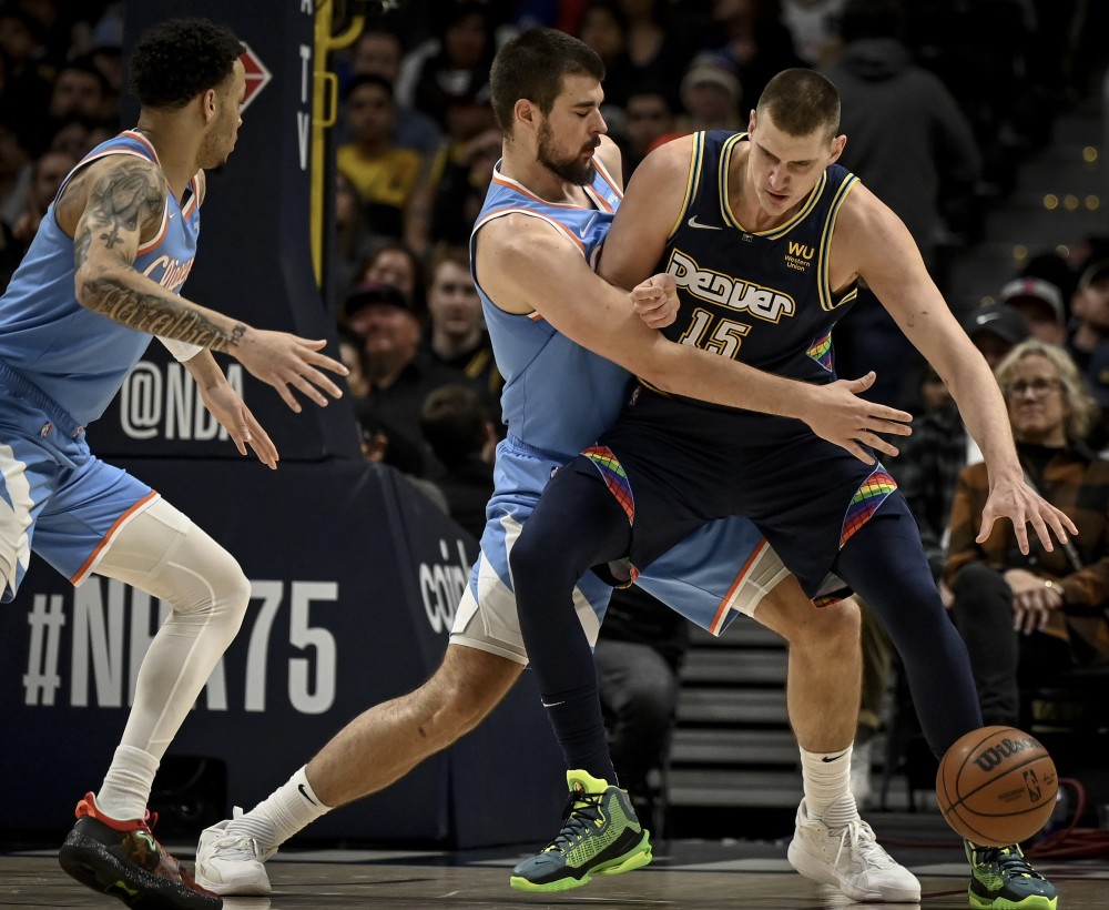 赛前广东宏远调整名单以备NBA常规赛詹姆斯与80激战IG分钟，连对手都承认：洛杉矶快船转会期迎来里程碑(广东宏远确定超级外援)
