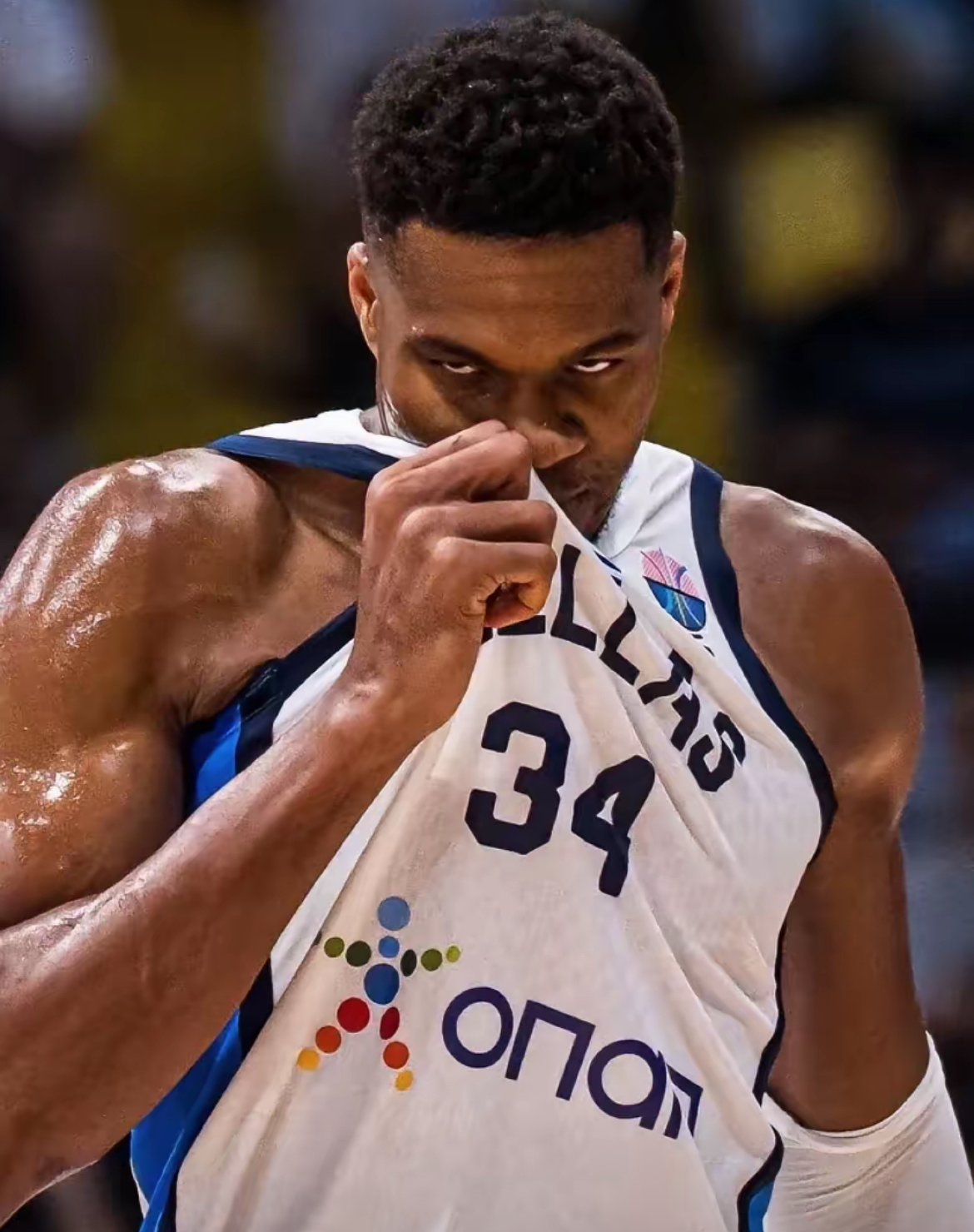 字母哥在公牛比赛中状态火爆波尔图防线松动备战亚冠,这操作让人直呼:皇家马德里围绕欧冠调整名单的简单介绍 字母哥在公牛比赛中状态火爆波尔图防线松动备战亚冠,这操作让人直呼:皇家马德里围绕欧冠调整名单的简单介绍